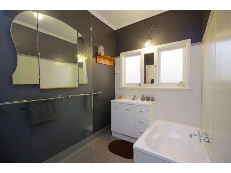 22 Evans Street, Belmont VIC 3216