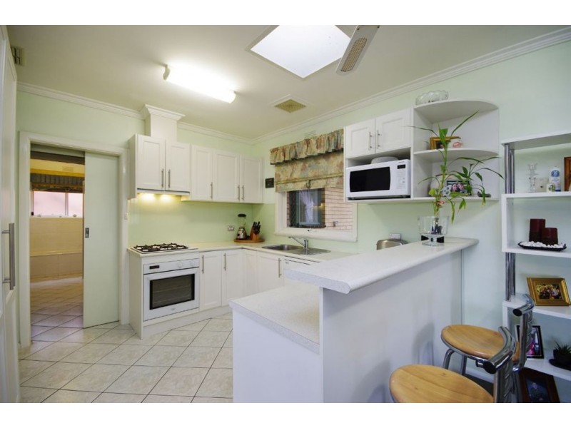 16 Chanel Avenue, Bell Post Hill VIC 3215