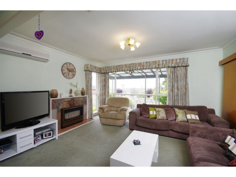 16 Chanel Avenue, Bell Post Hill VIC 3215