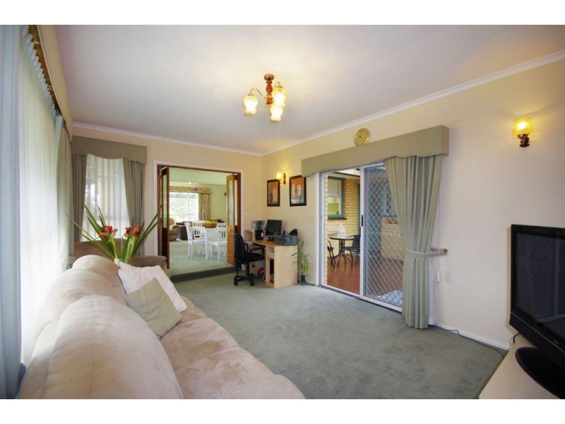 16 Chanel Avenue, Bell Post Hill VIC 3215