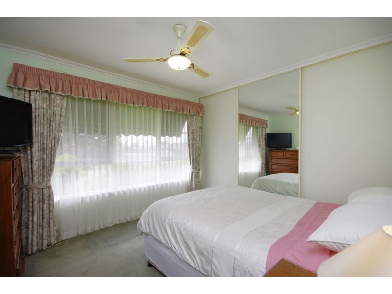 16 Chanel Avenue, Bell Post Hill VIC 3215