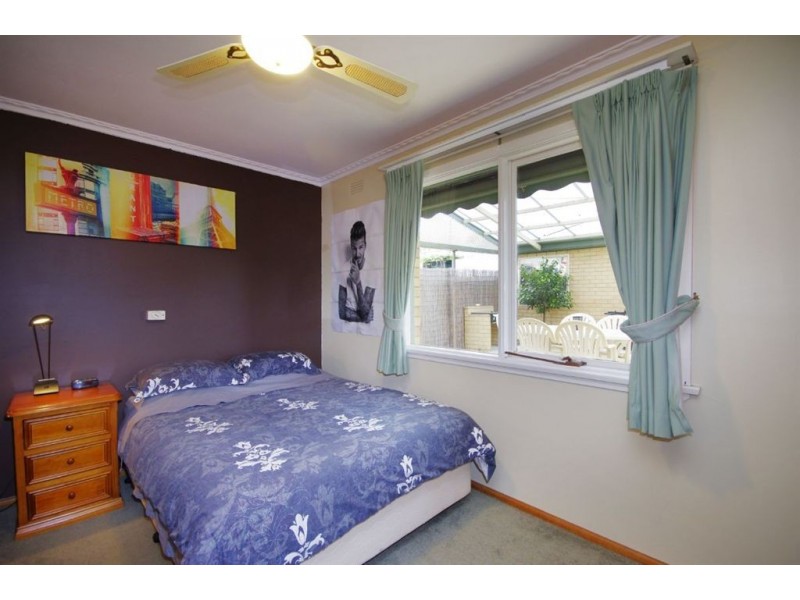 16 Chanel Avenue, Bell Post Hill VIC 3215