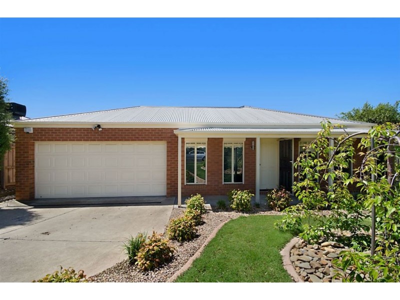 18 Malinda Crescent, Bell Park VIC 3215