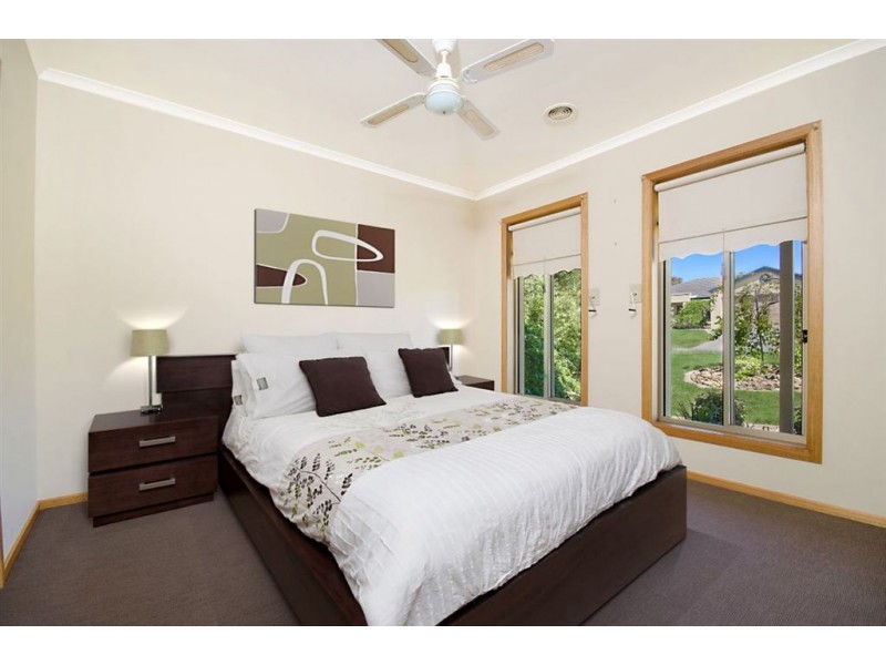 18 Malinda Crescent, Bell Park VIC 3215