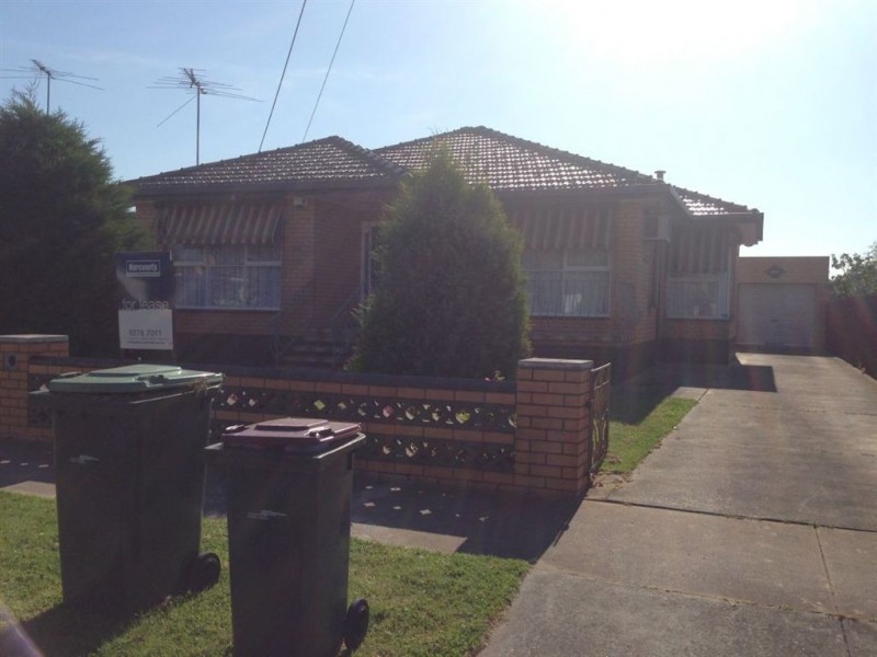 13 Tallinn Street, Bell Park VIC 3215