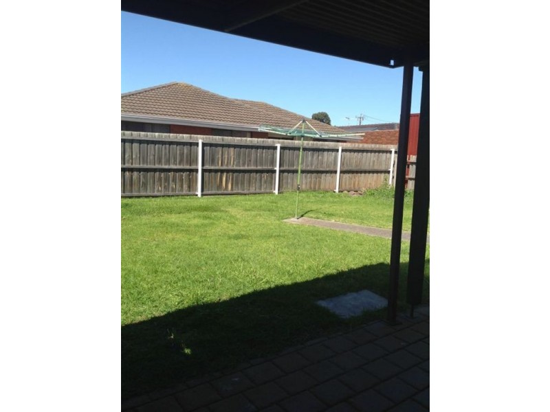 12 Ashleigh Crescent, Bell Park VIC 3215