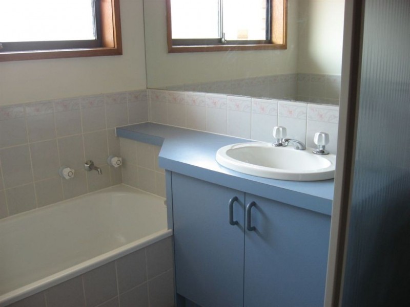 50 Fairbairn Drive, Corio VIC 3214