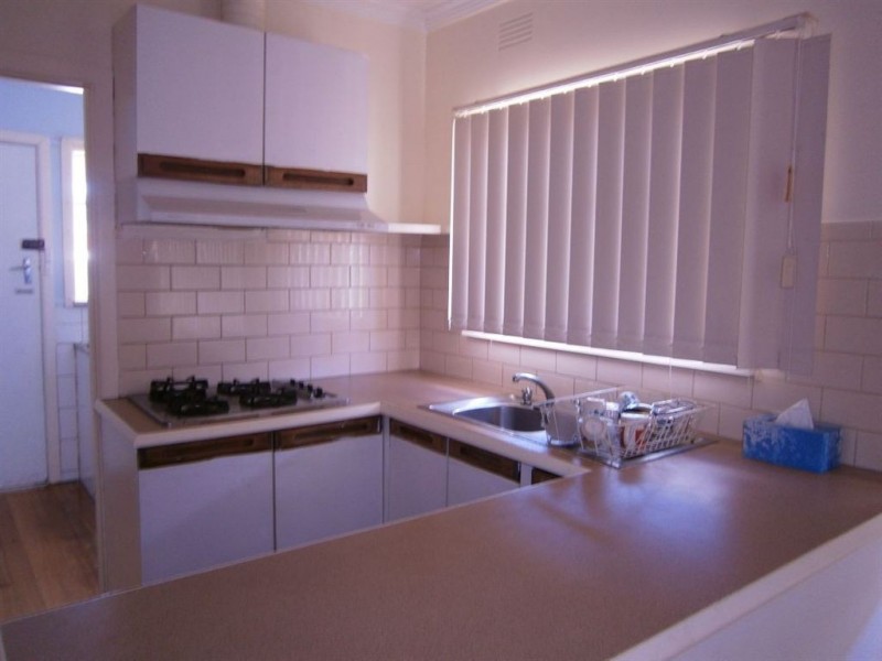 24B Seaforth Street, North Shore VIC 3214