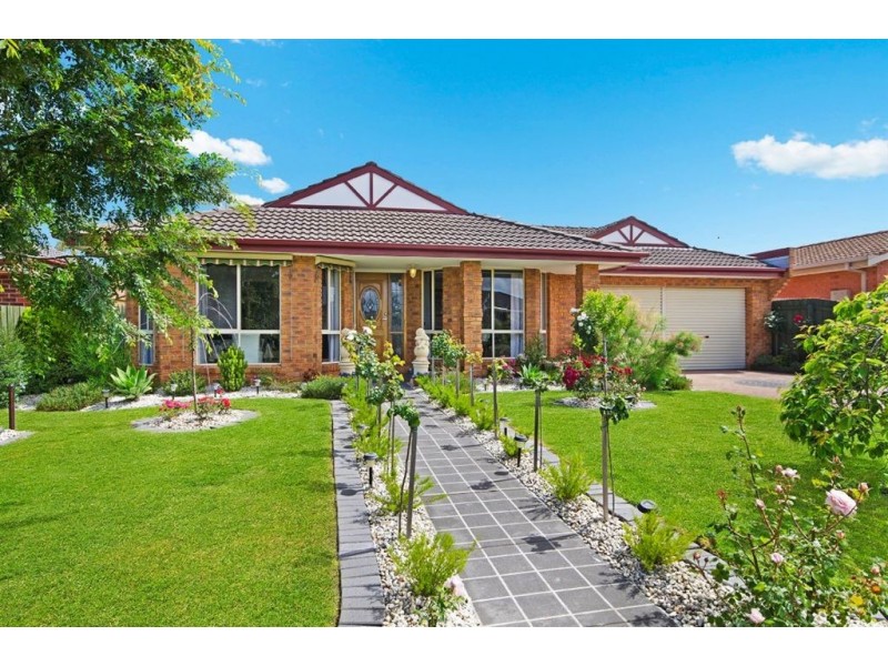 13 O’Dwyer Court, Lovely Banks VIC 3221