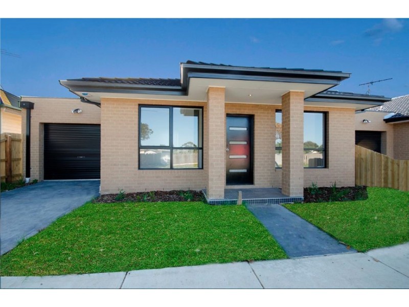 19 Iona Street, Norlane VIC 3214