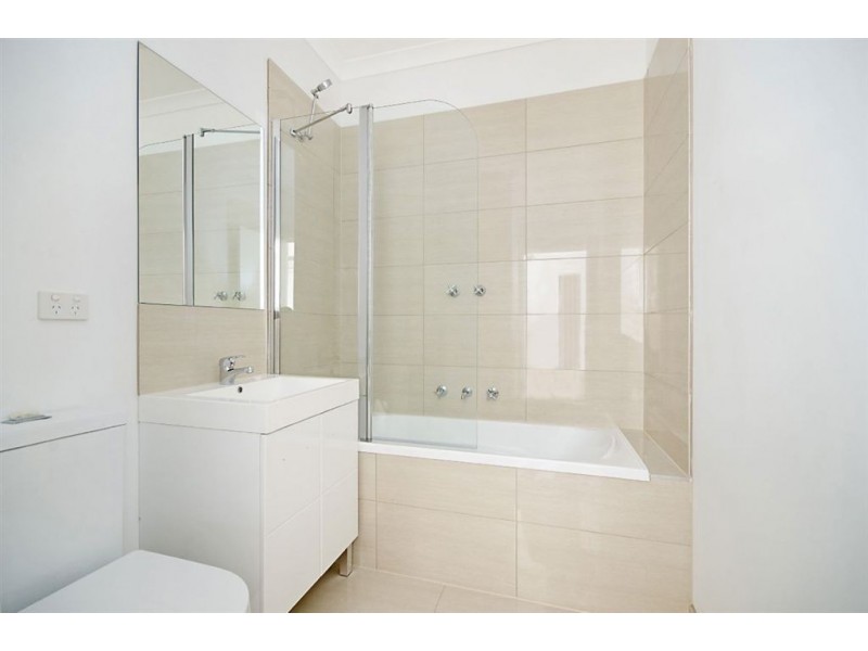 19 Iona Street, Norlane VIC 3214