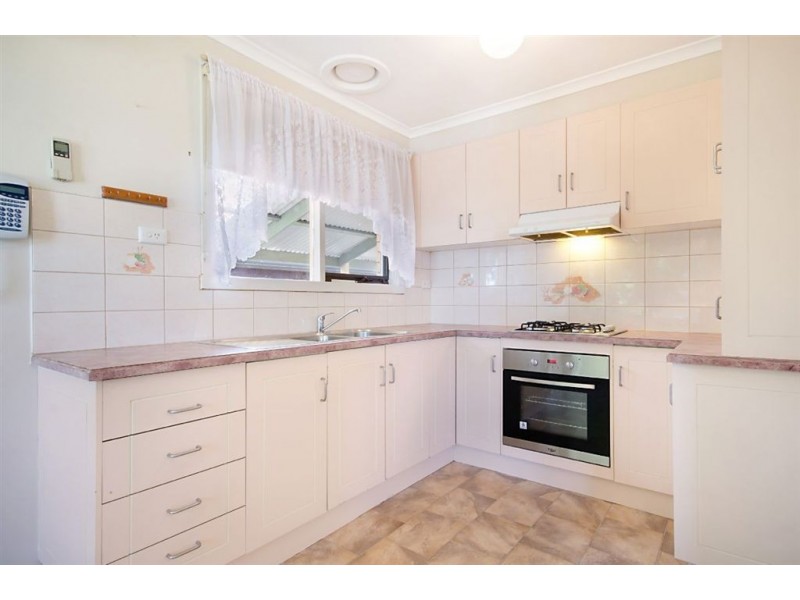 26 Peacock Avenue, Norlane VIC 3214