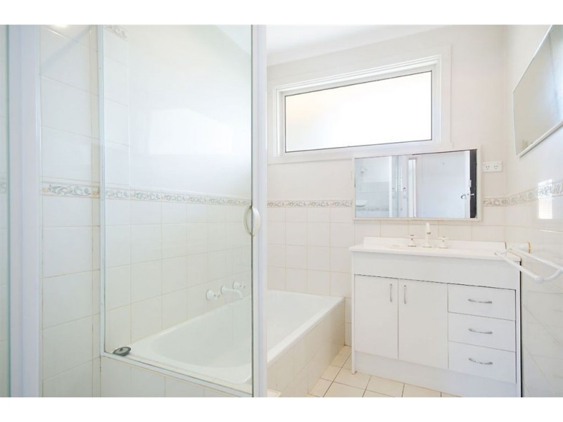 26 Peacock Avenue, Norlane VIC 3214