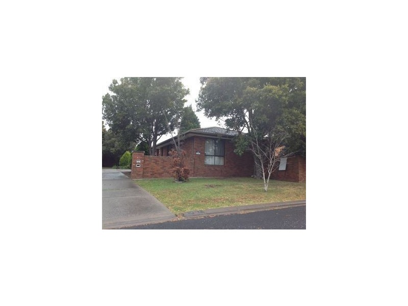 4/10 Chatham Close, Bell Post Hill VIC 3215