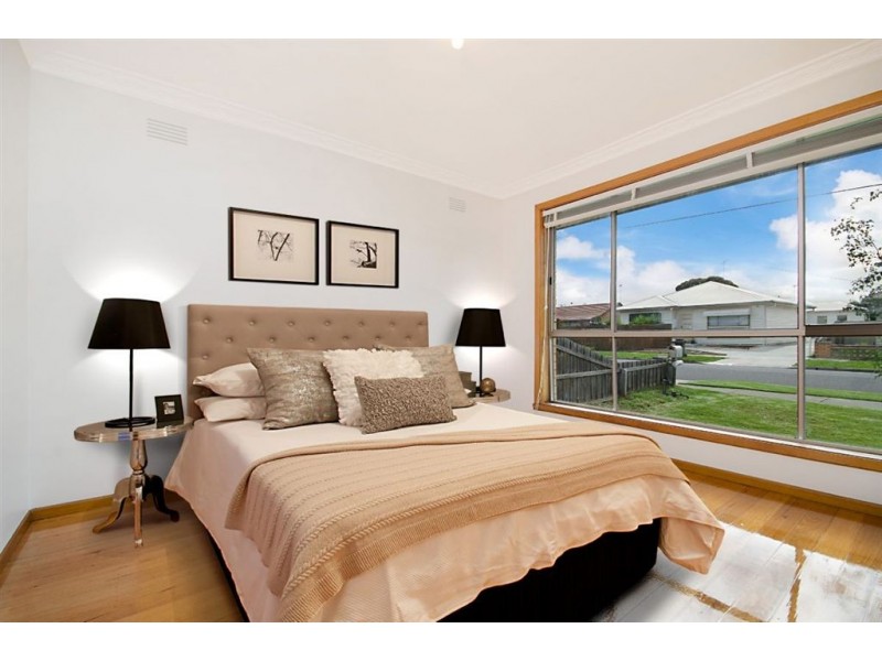 30 Maple Crescent, Bell Park VIC 3215