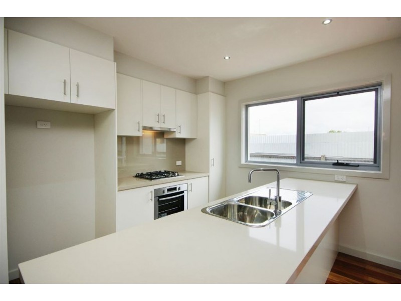 2/20 Milan Street, Bell Park VIC 3215