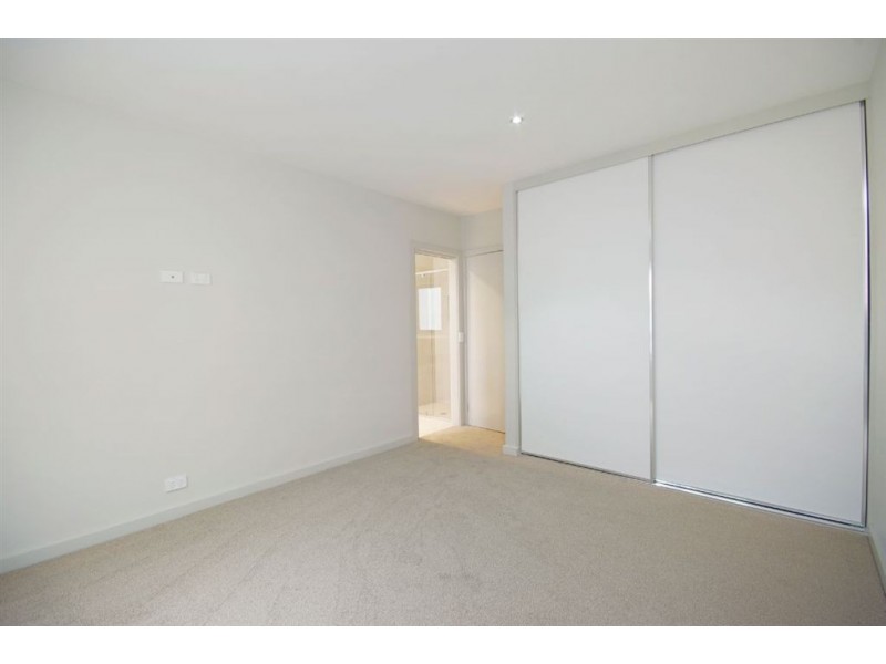 2/20 Milan Street, Bell Park VIC 3215