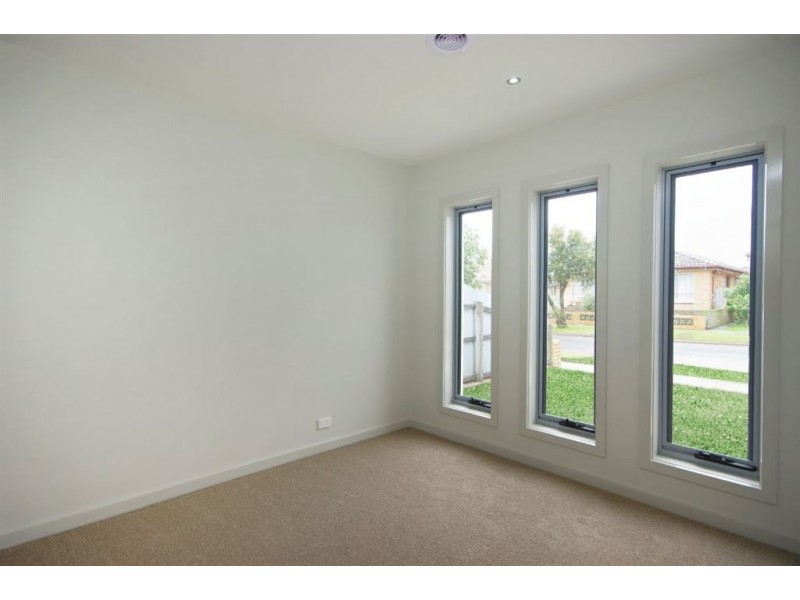 2/20 Milan Street, Bell Park VIC 3215