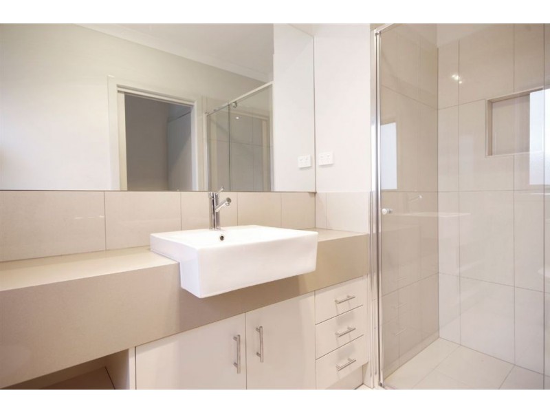 2/20 Milan Street, Bell Park VIC 3215