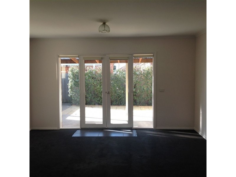 1/48 Vines road, Hamlyn Heights VIC 3215