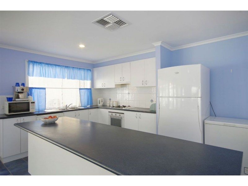 5 McCubbin Court, Corio VIC 3214