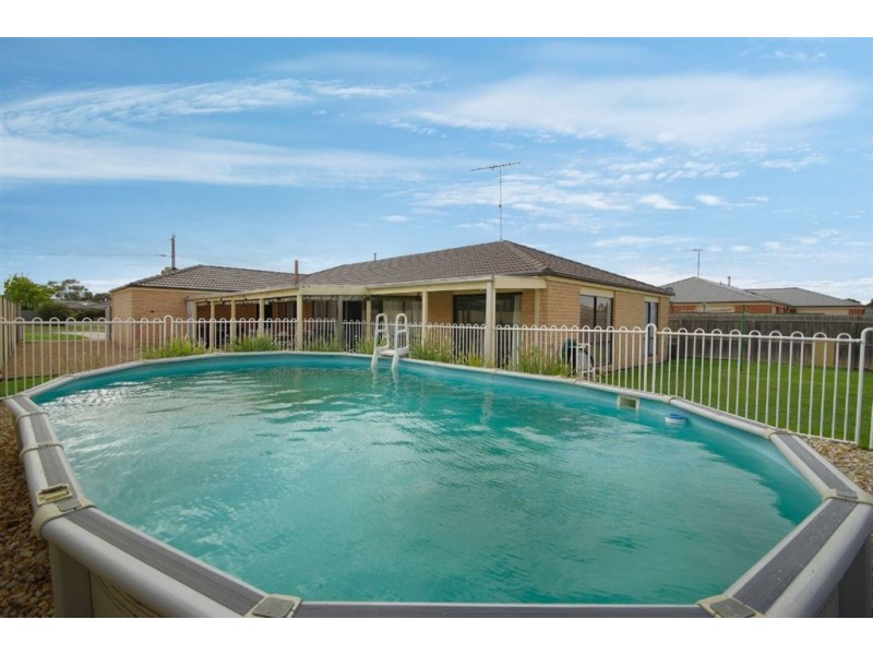 5 McCubbin Court, Corio VIC 3214