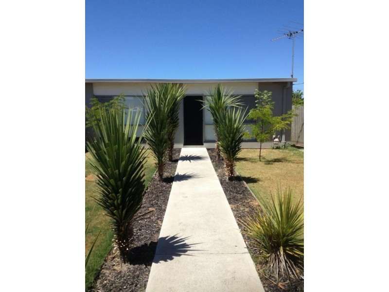 2/125 Church Street, Geelong West VIC 3218