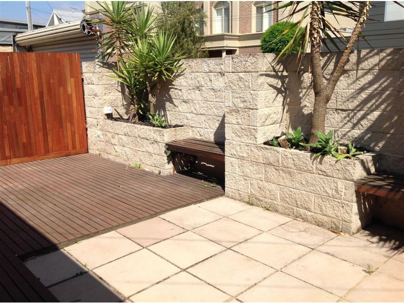 1 Chadwick Street, Newtown VIC 3220