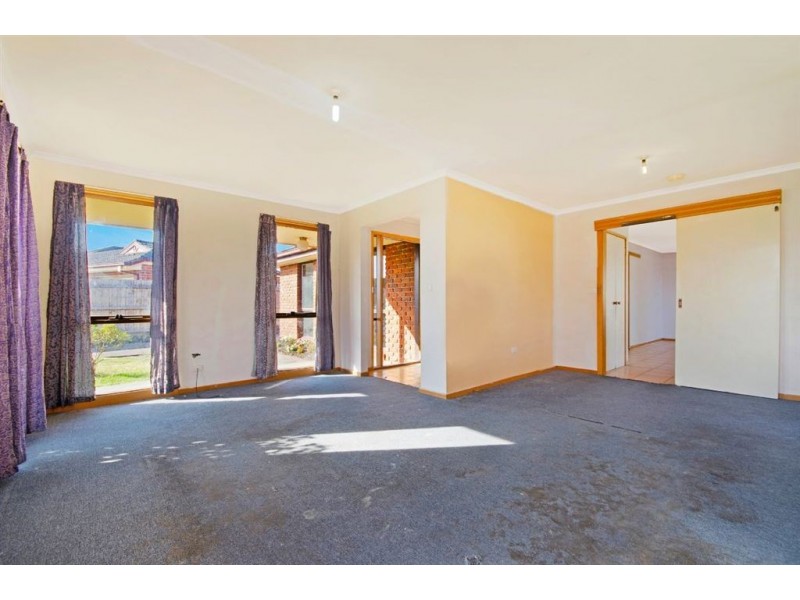 8 Creswick Court, Corio VIC 3214