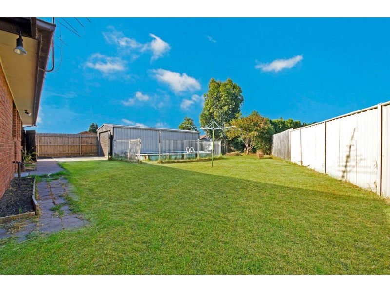 8 Creswick Court, Corio VIC 3214