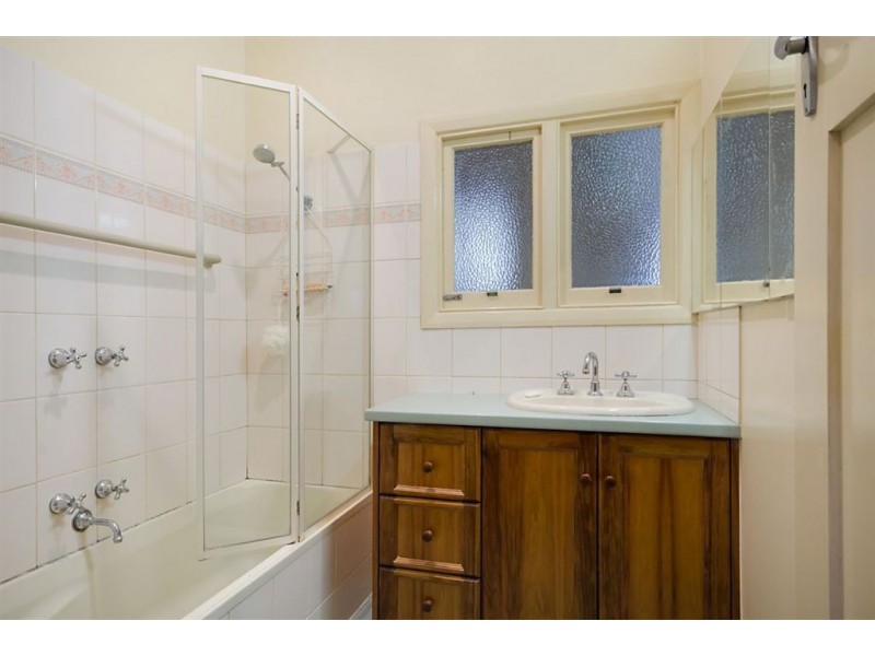 29 Libau Avenue, Bell Park VIC 3215