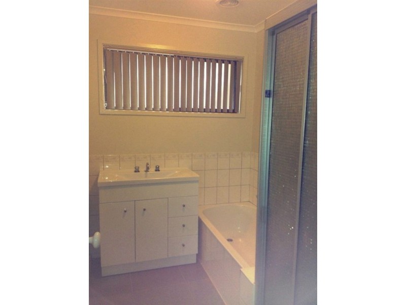 14 Coleraine Crescent, Corio VIC 3214