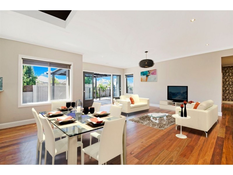 1 McQuinn Close, Lovely Banks VIC 3221