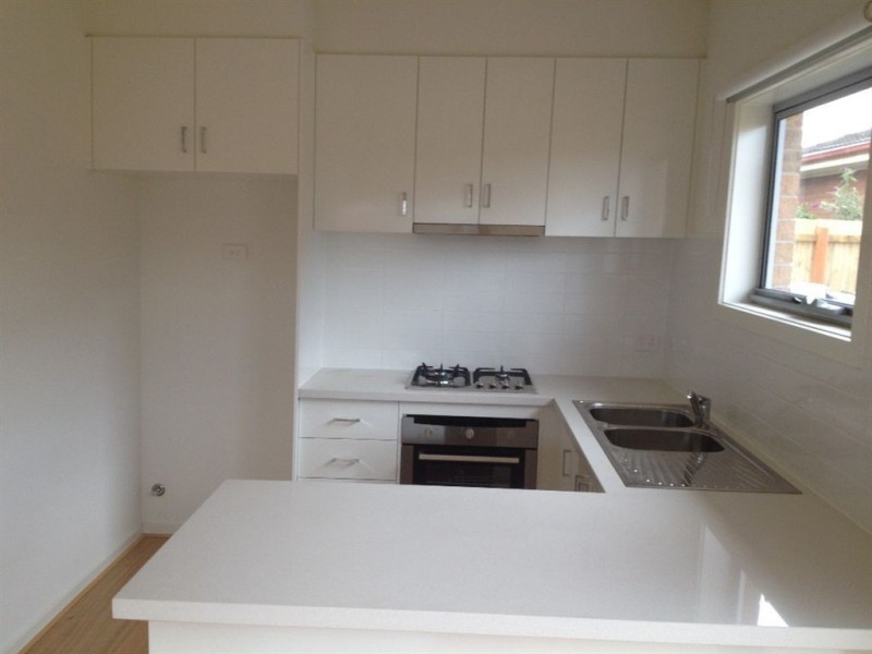 2/138 Separation Street, Bell Park VIC 3215