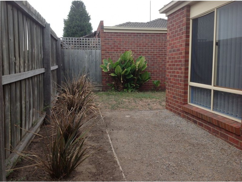 5/12 Karlovac Court, Bell Park VIC 3215