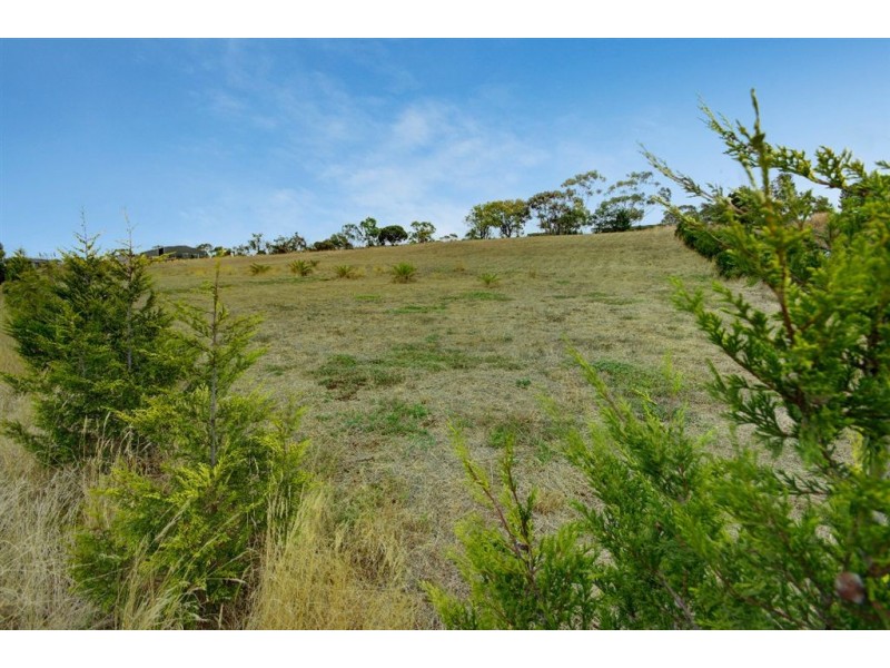 20 Neretva Place, Lovely Banks VIC 3221