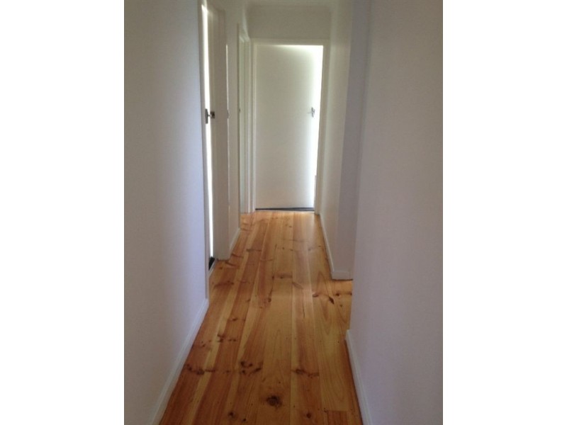 6 Fryers Road, Highton VIC 3216