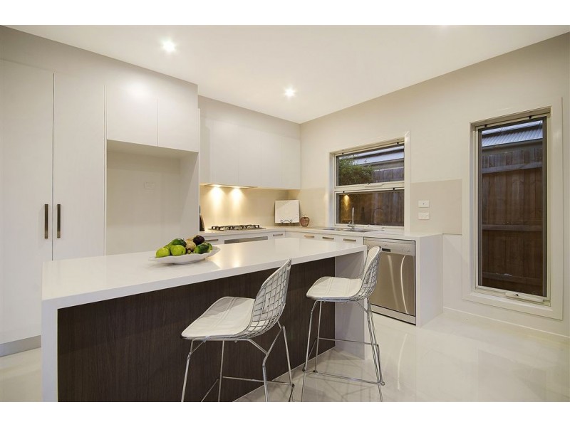 4/22 Myrtle Grove, North Shore VIC 3214