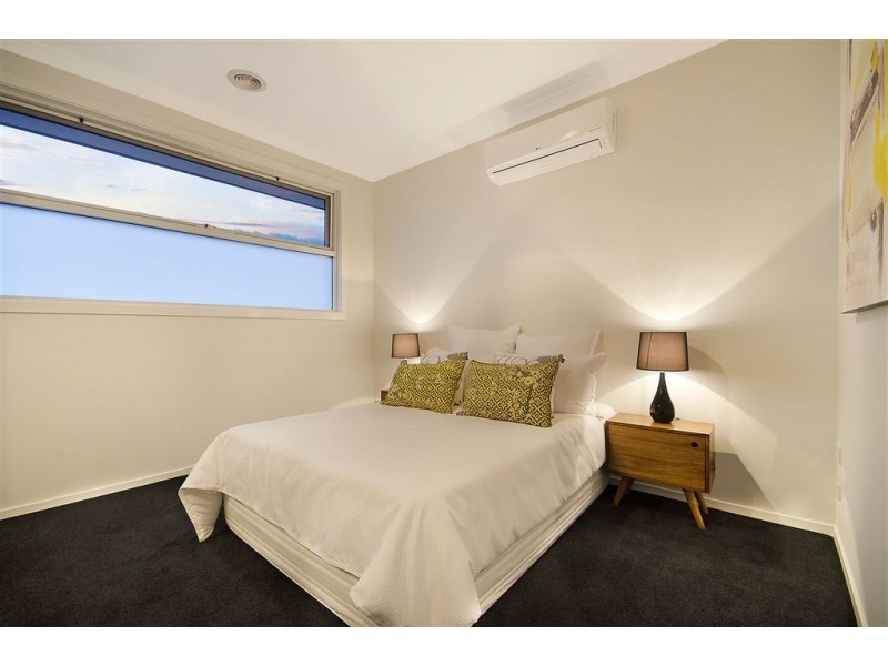 4/22 Myrtle Grove, North Shore VIC 3214