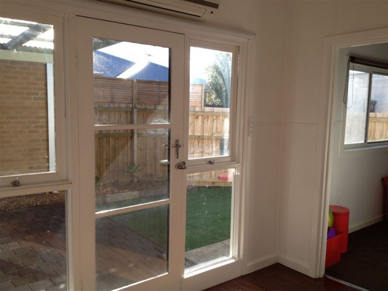 1/14 Waiora Avenue, Hamlyn Heights VIC 3215