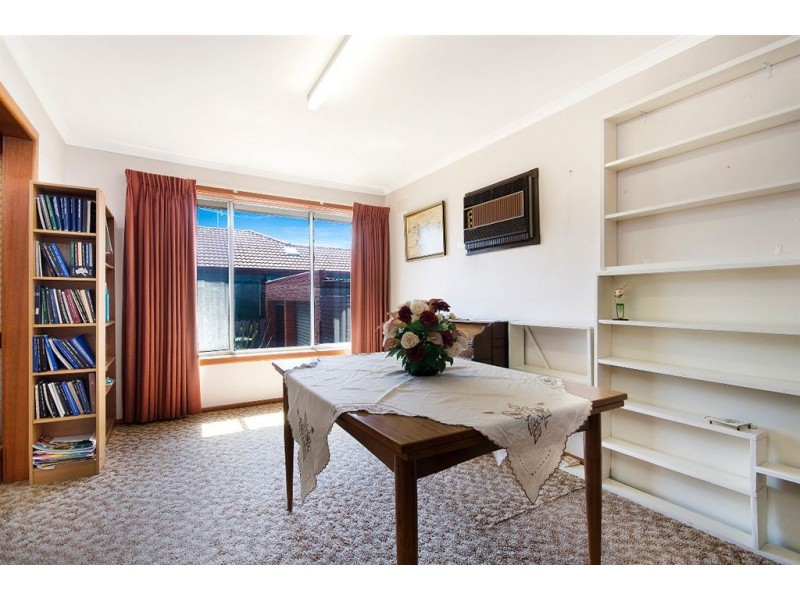 9 Dalmont Crescent, Norlane VIC 3214