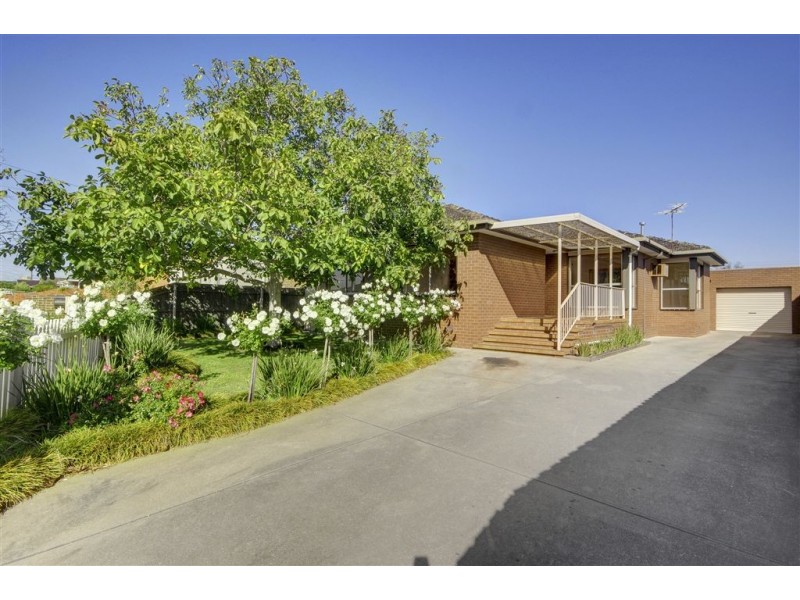 33 Jabone Terrace, Bell Park VIC 3215