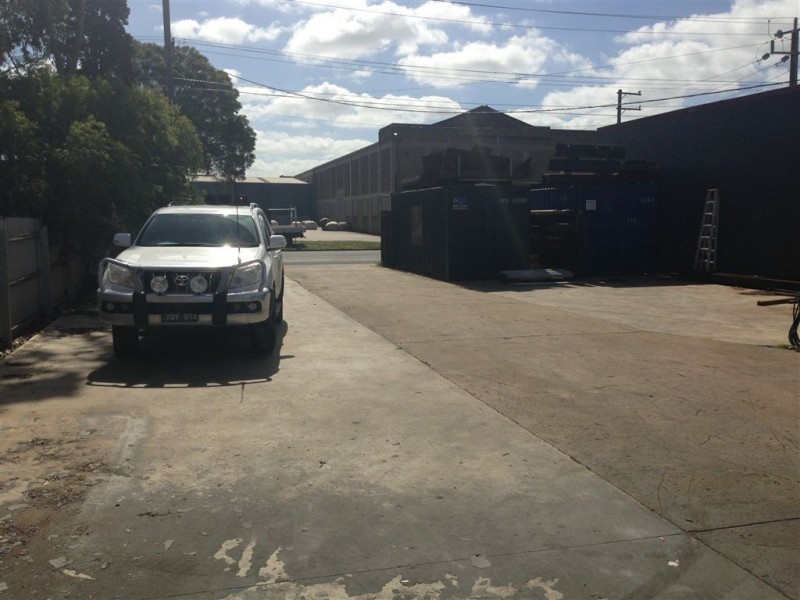 68 Roseneath St, North Geelong VIC 3215