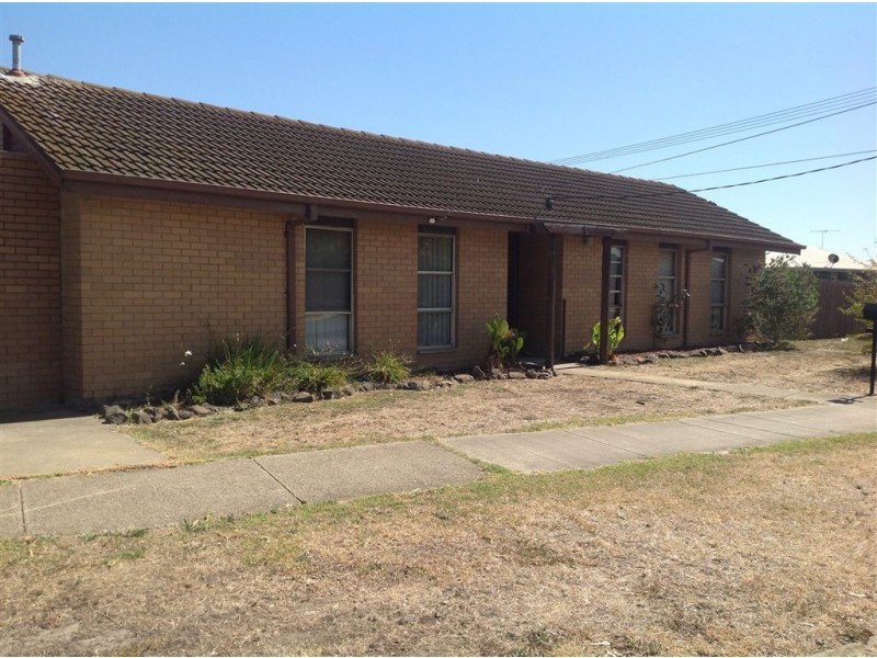 15 English Court, Corio VIC 3214