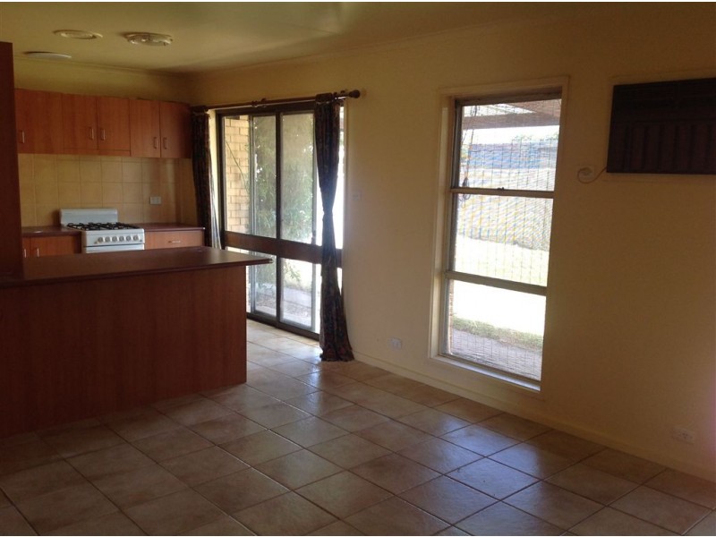 15 English Court, Corio VIC 3214