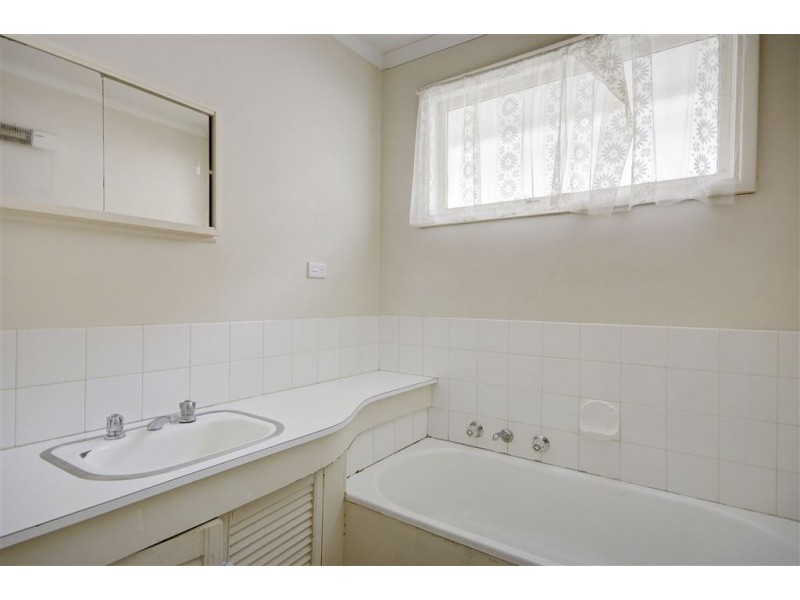 19 Kinlock Street, Bell Post Hill VIC 3215