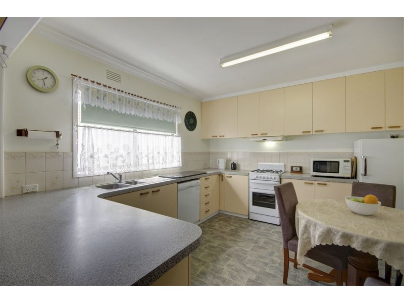 25 Vistula Avenue, Bell Park VIC 3215