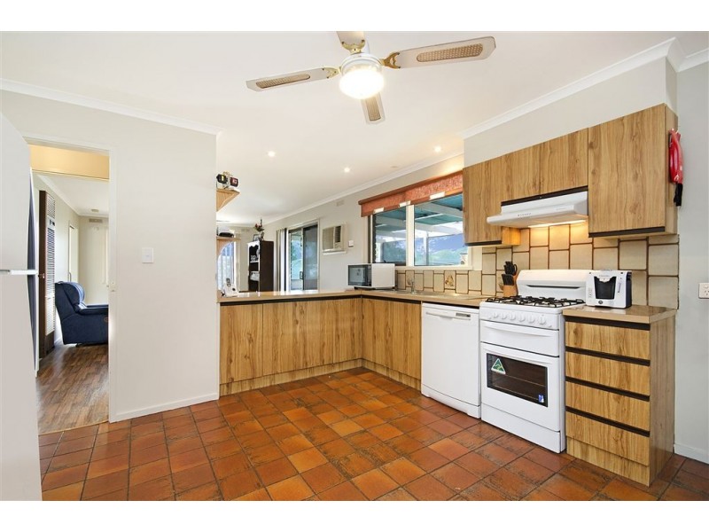 13 Fiona Avenue, Corio VIC 3214