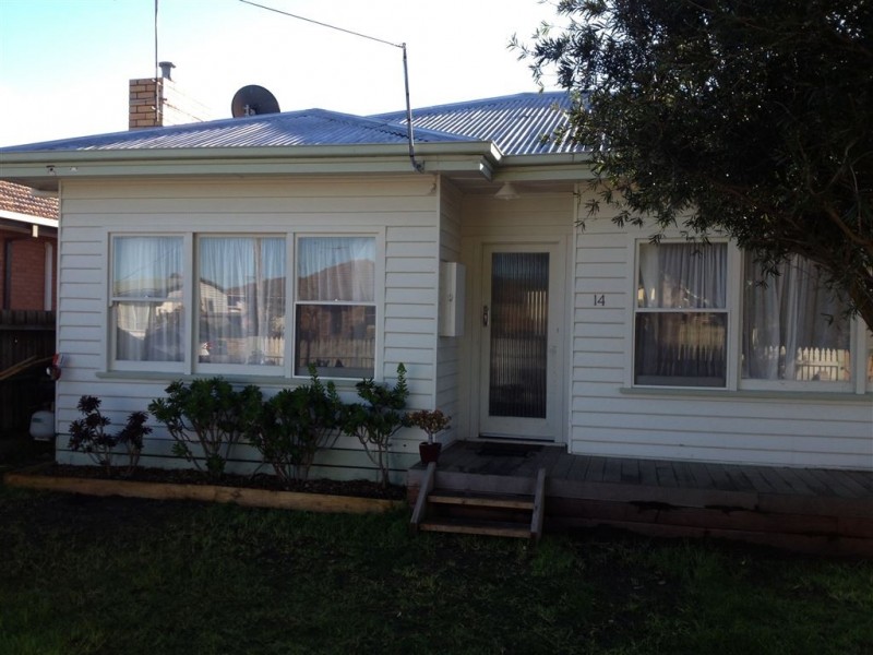 1/14 Waiora Avenue, Hamlyn Heights VIC 3215