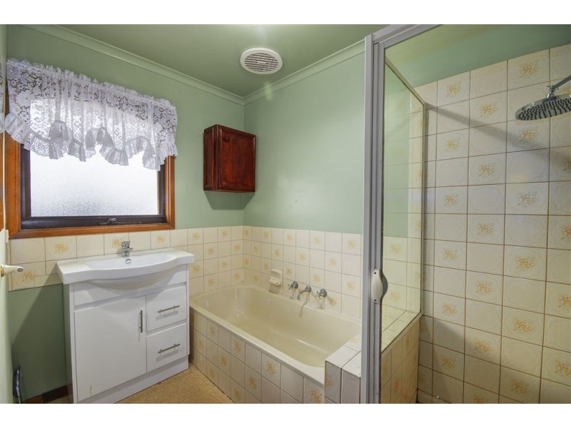 11 Clunies Court, Corio VIC 3214